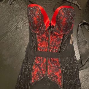 Victoria’s Secret Very Sexy Limited Edition Corset Garter